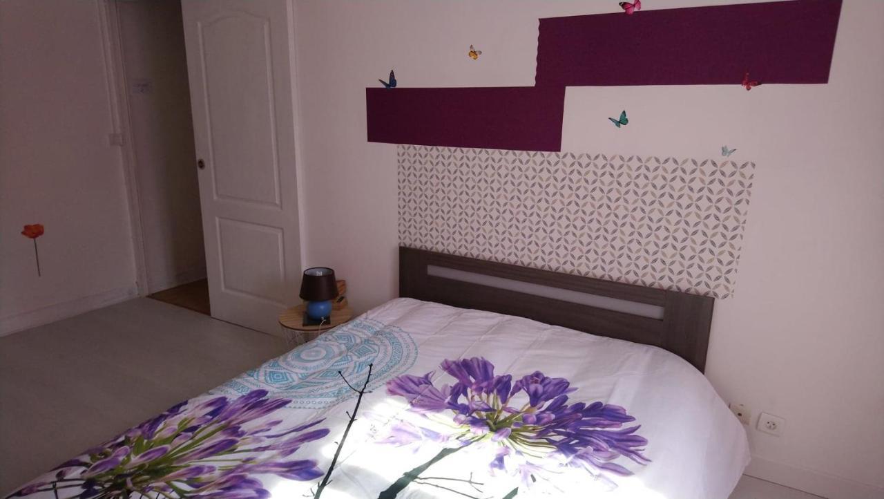 Gite Pour 6 Ou Chambre Pour 2 A Formigny ภายนอก รูปภาพ